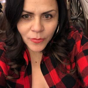 Meet your Posher, Veronica